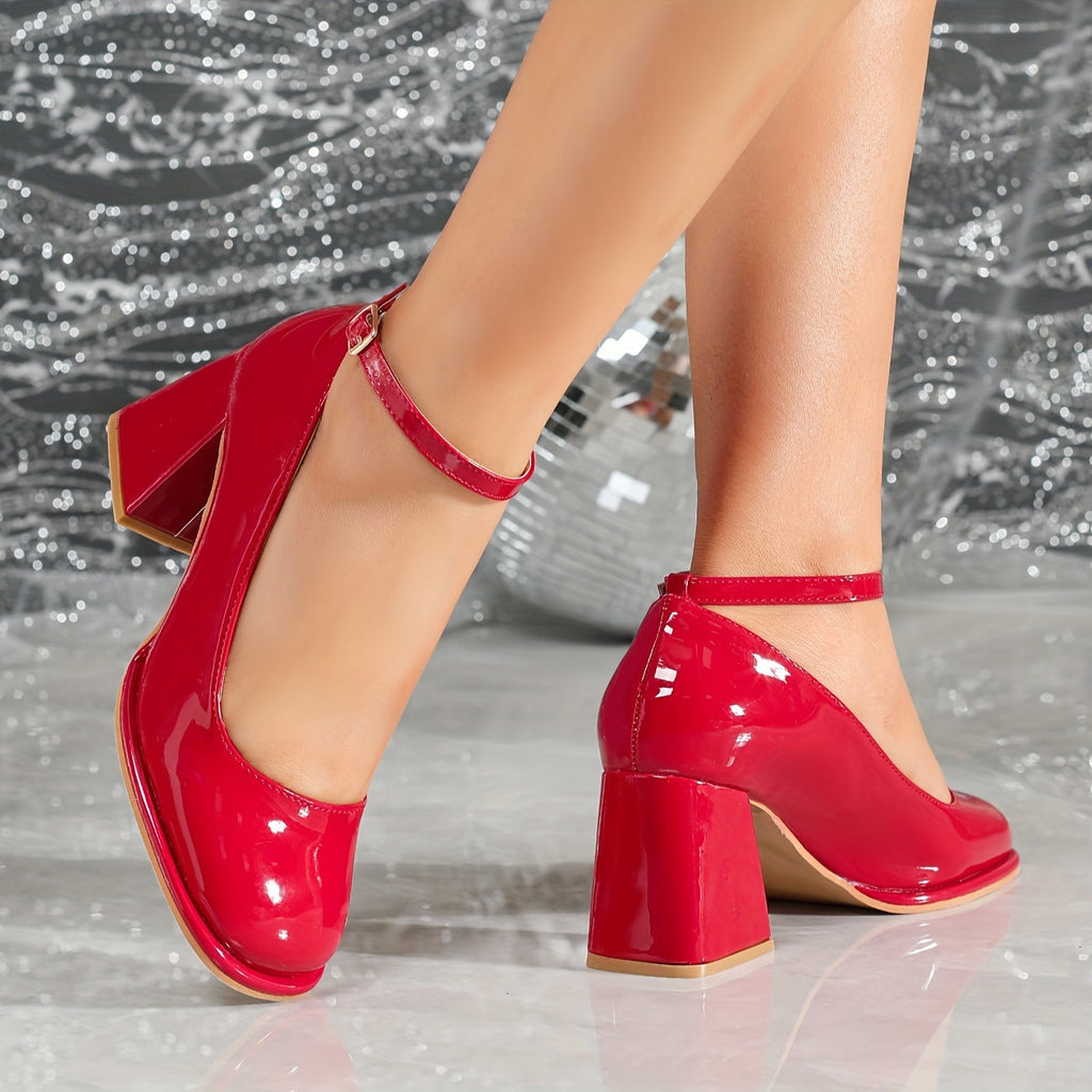 Celeste | Tacones de Charol con Tira