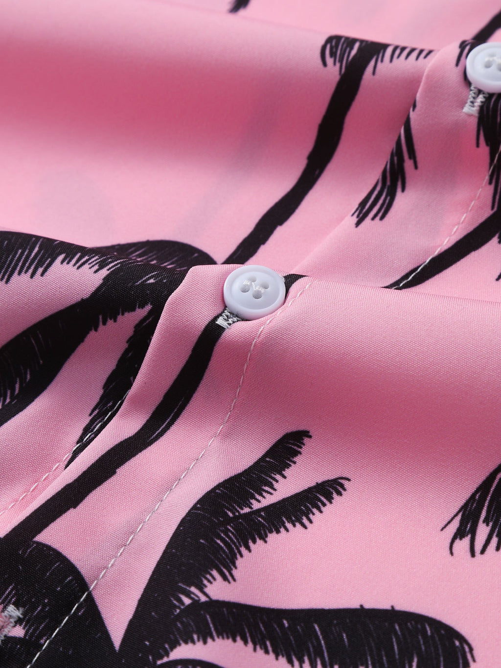 Camisa abotonada con estampado de palmeras y bañador corto