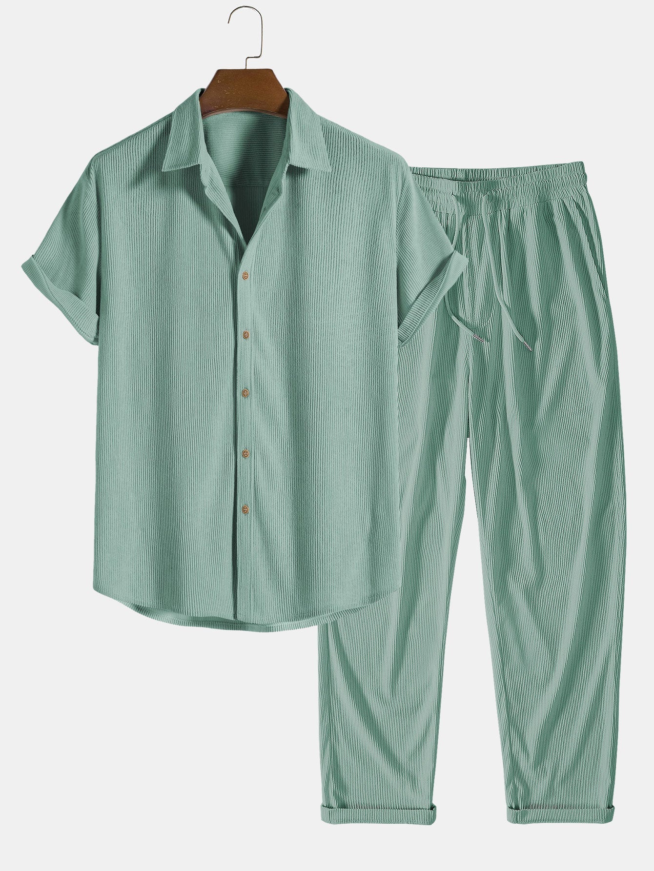 Camisa de pana de manga corta con botones y pantalones de pana de corte recto