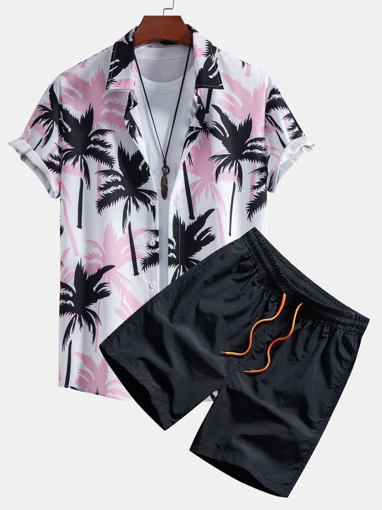 Camisa abotonada con estampado de palmeras y bañador corto