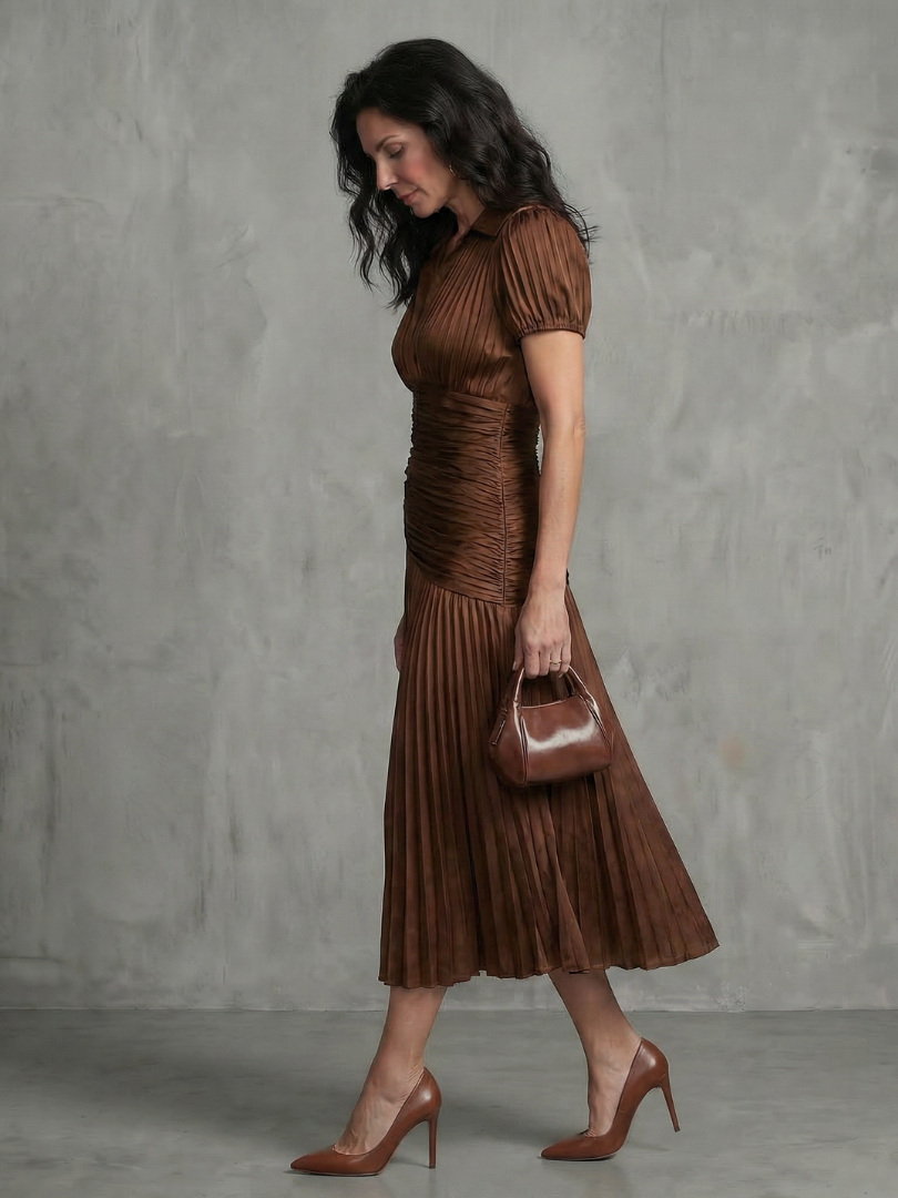 Bernadette | Vestido Midi de Rayas con Cintura Plisada