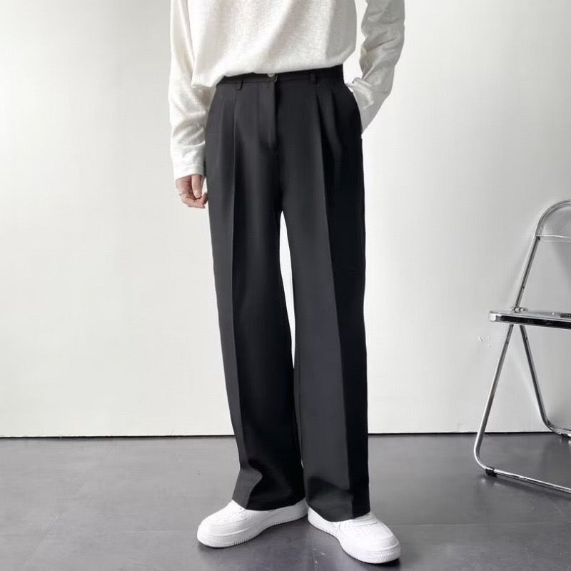 Pantalones entallados GUNSAN