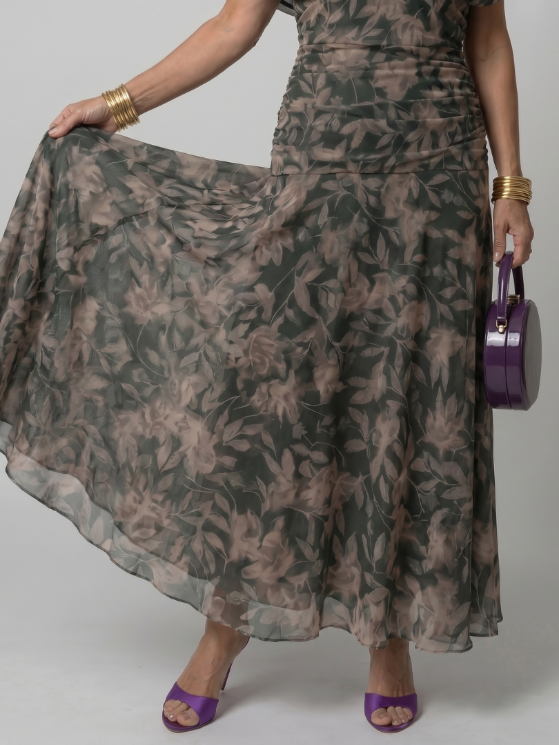 Cassia | Vestido de Noche Fluido con Hombros Descubiertos