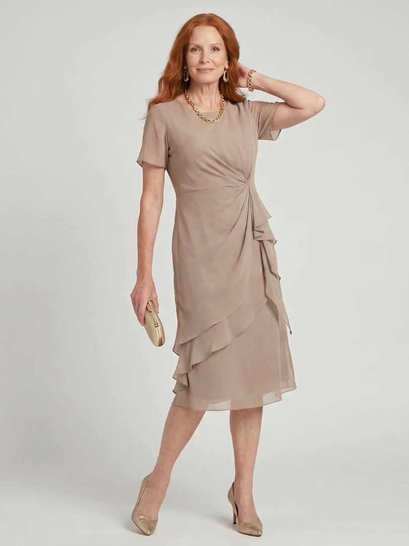 Eira™ | Vestido Midi Elegante con Bajo por Capas y Mangas Transparentes