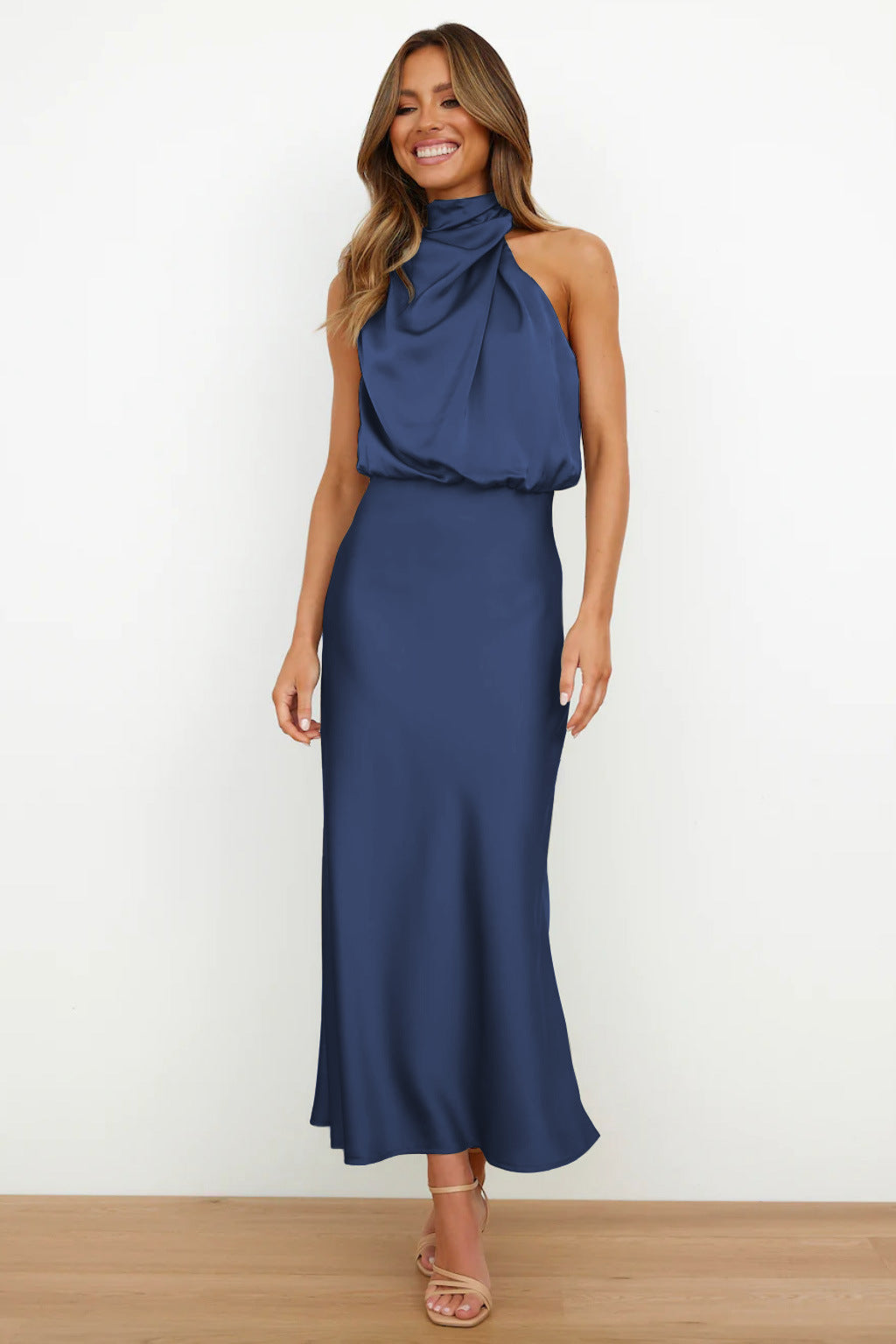 Amelia | Vestido Maxi Halter Drapeado