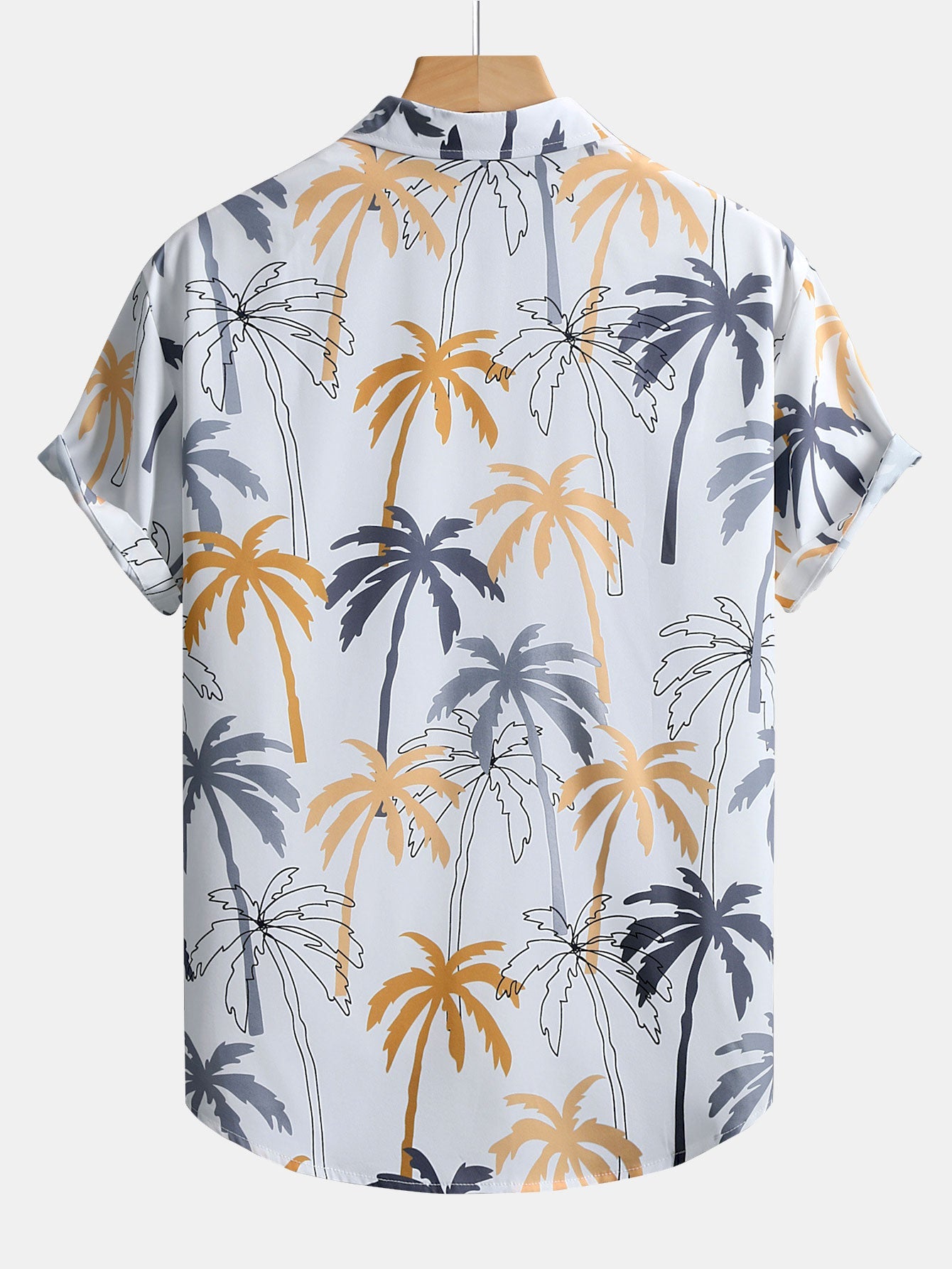 Camisa abotonada con estampado de palmeras y bañador tipo bermuda