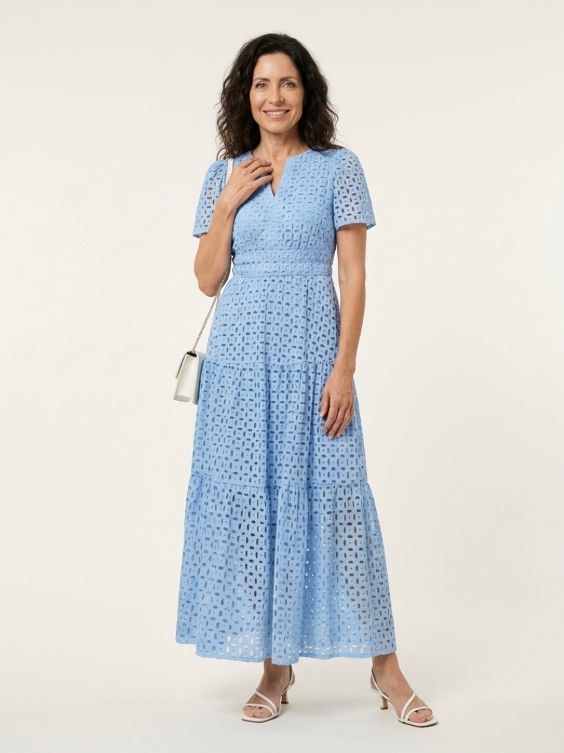 Brielle | Vestido Midi Escalonado de Manga Corta y Escote en V