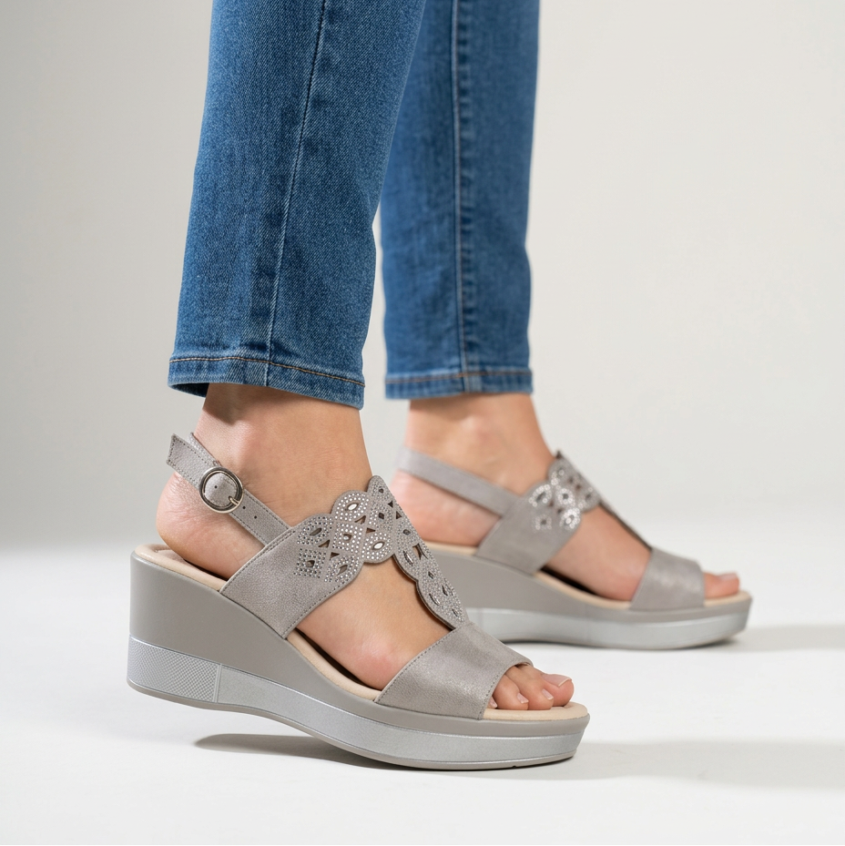 Raquel  - Cómoda sandalia de cuña para mujer