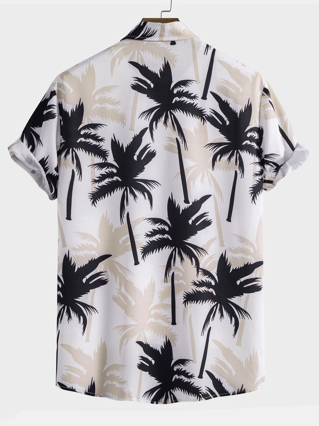 Camisa abotonada con estampado de palmeras y bañador corto