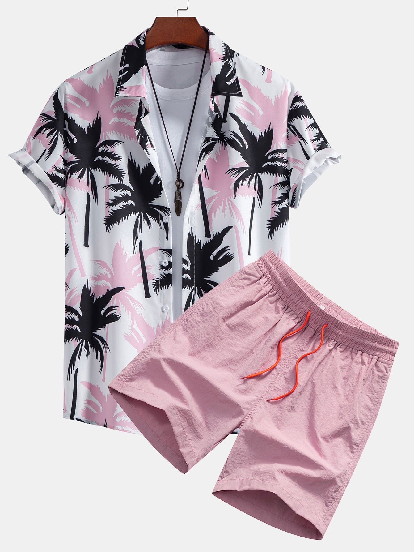 Camisa abotonada con estampado de palmeras y bañador corto
