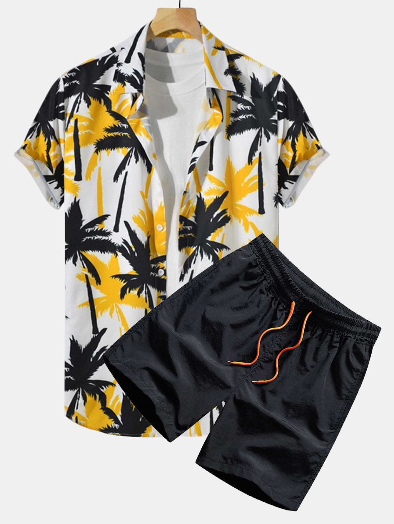 Camisa abotonada con estampado de palmeras y bañador corto