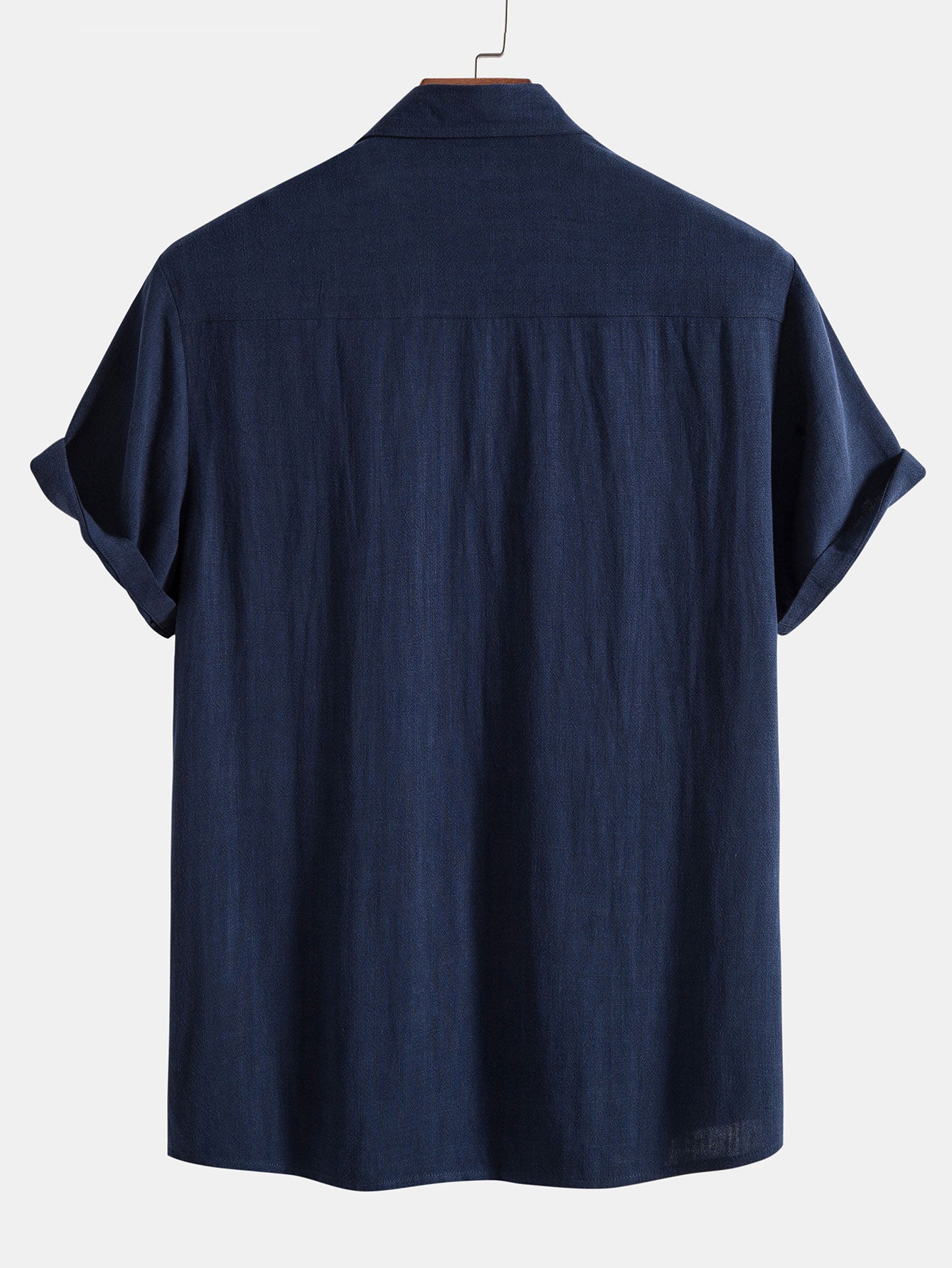 Camisa abotonada de mezcla de lino y rayón y pantalones cortos con cordón y textura arrugada