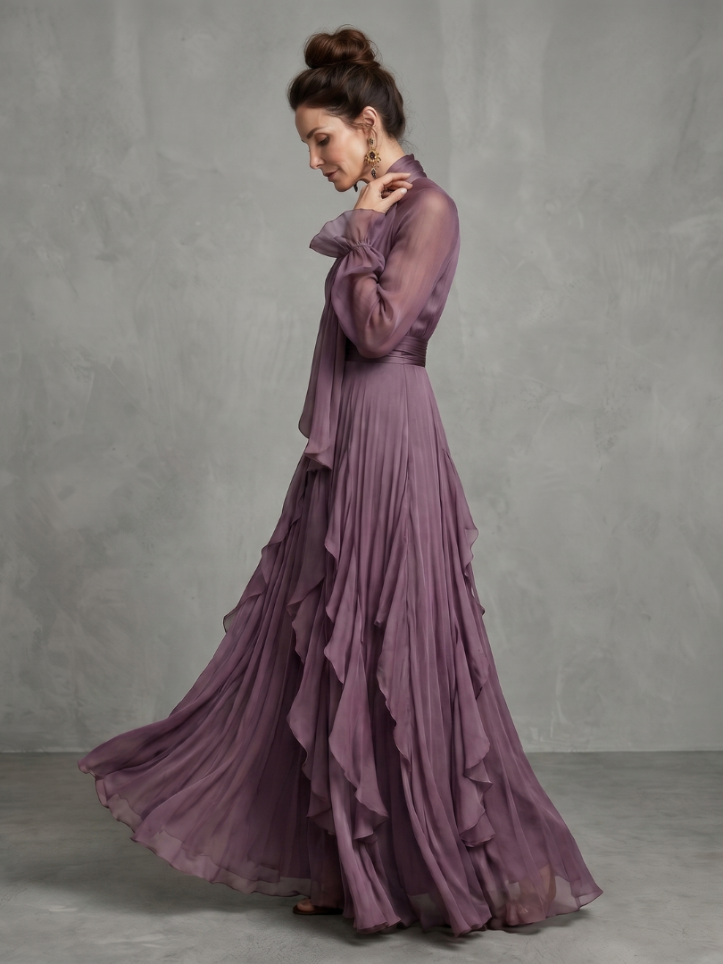 Kathleen | Vestido Maxi Escalonado con Cuello de Lazo