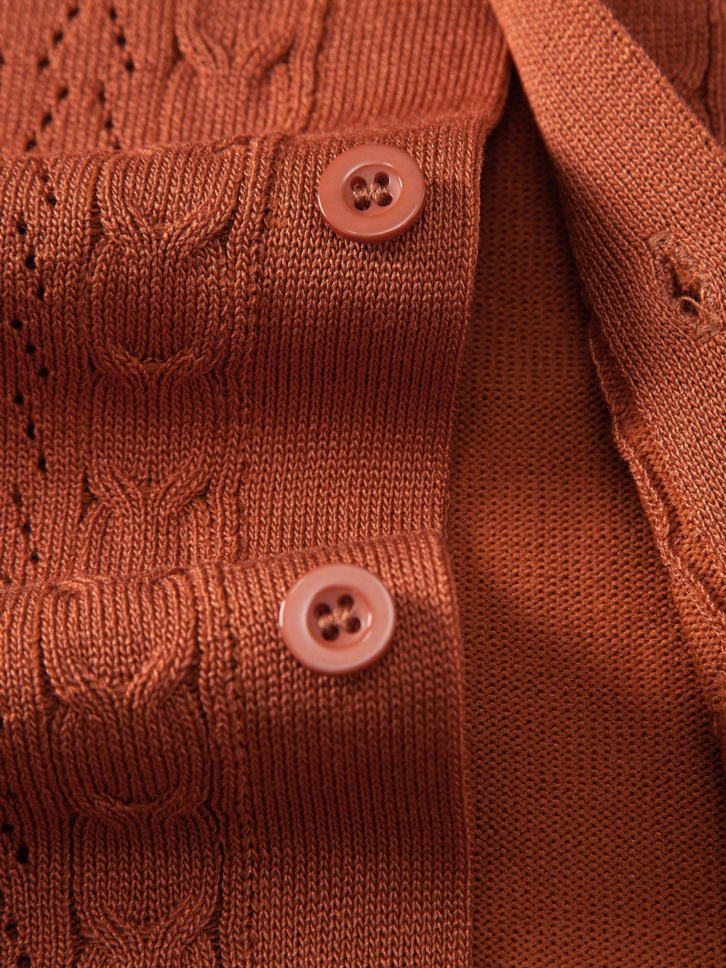 Camisa de punto con botones y diseño jacquard retorcido