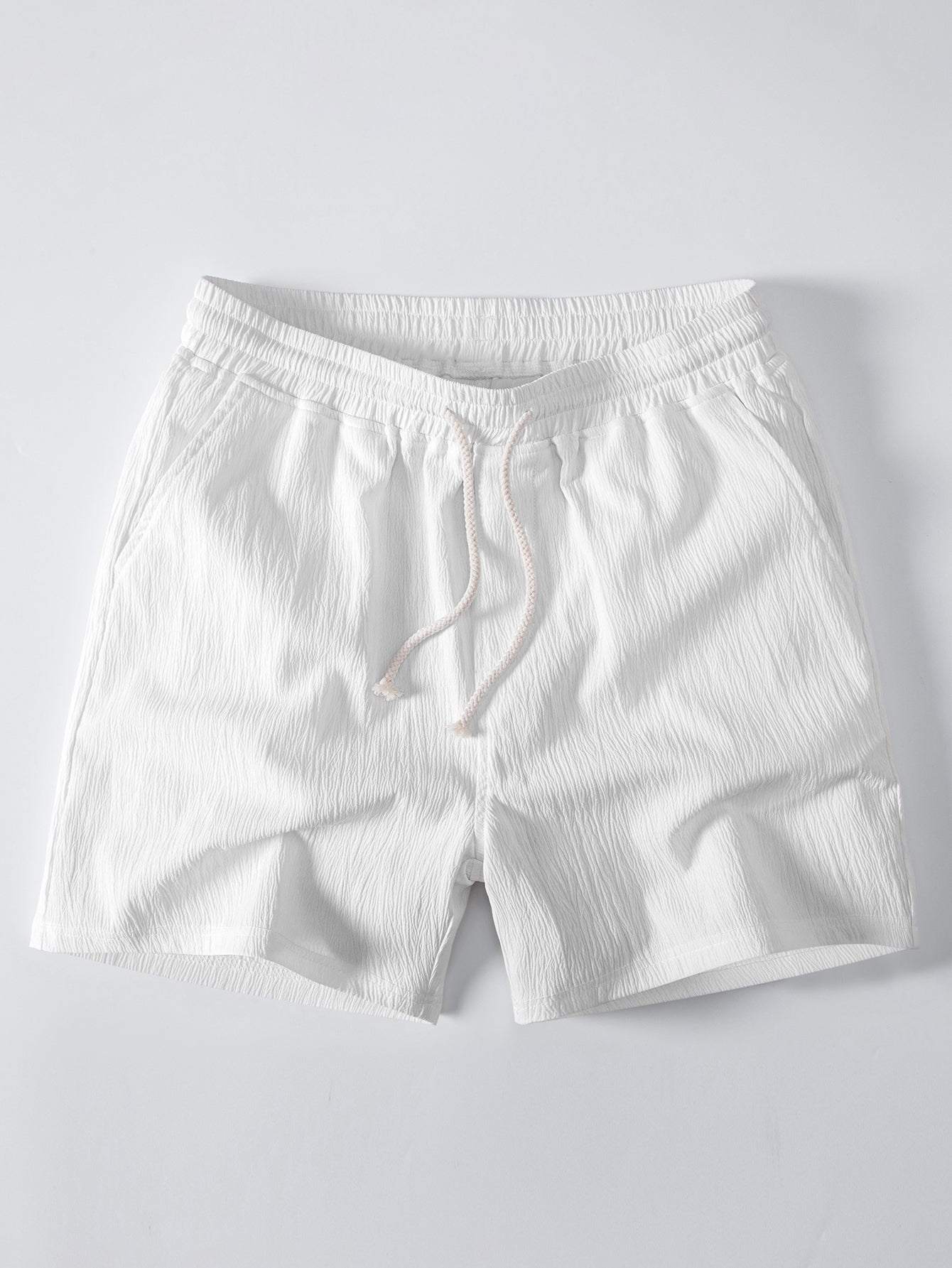 Camisa abotonada de mezcla de lino y rayón y pantalones cortos de 5" con cordón y textura arrugada