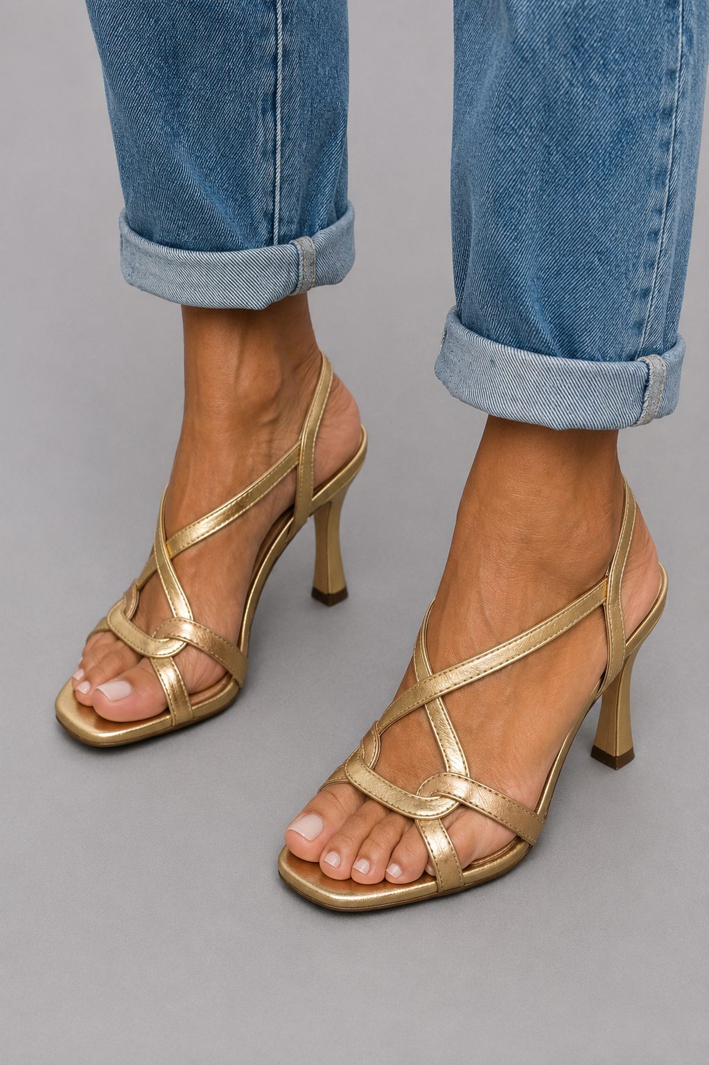 Cassie | Tacón Encanto Dorado de Verano