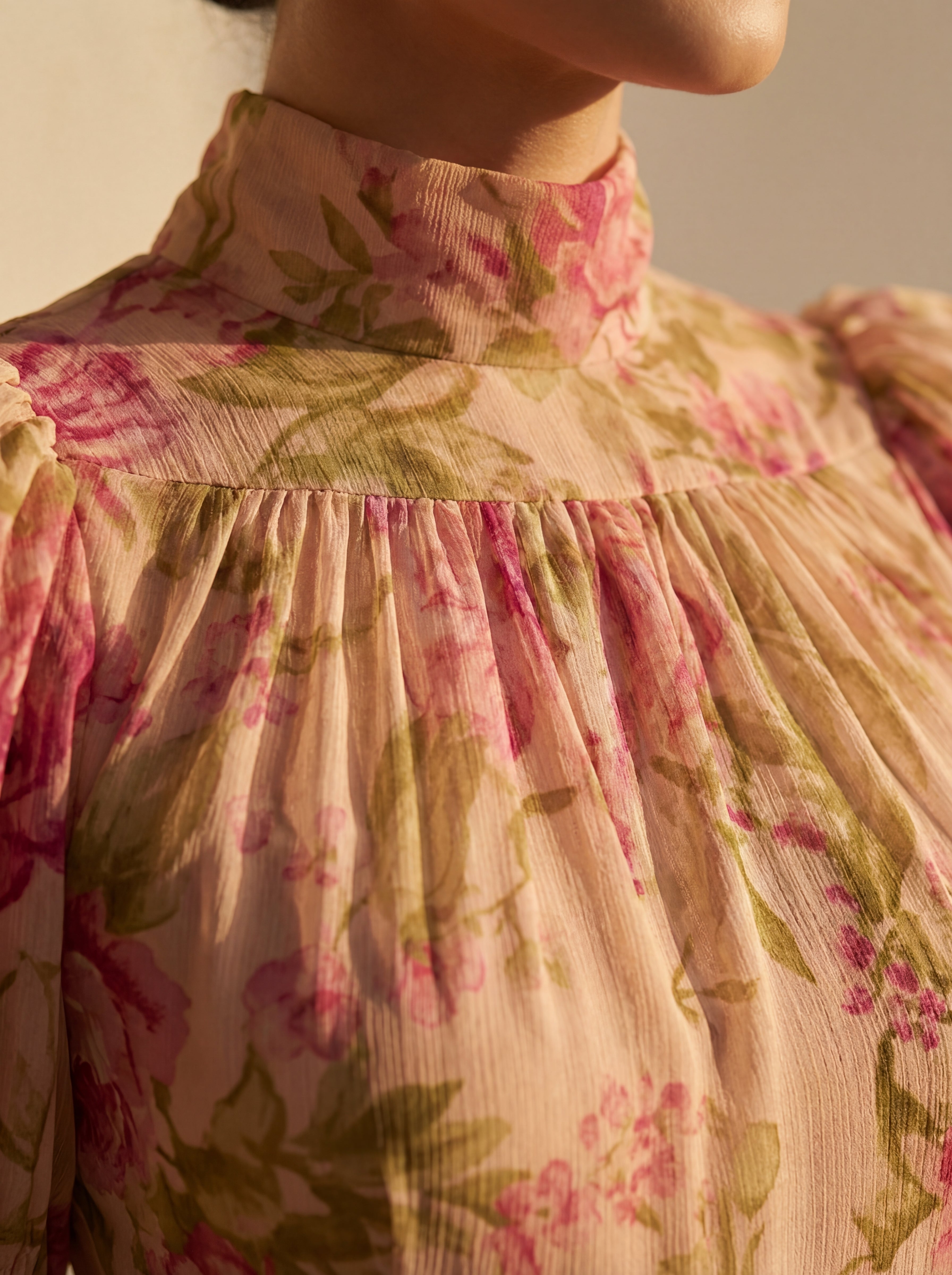 Flora | Vestido Maxi Floral con Volantes