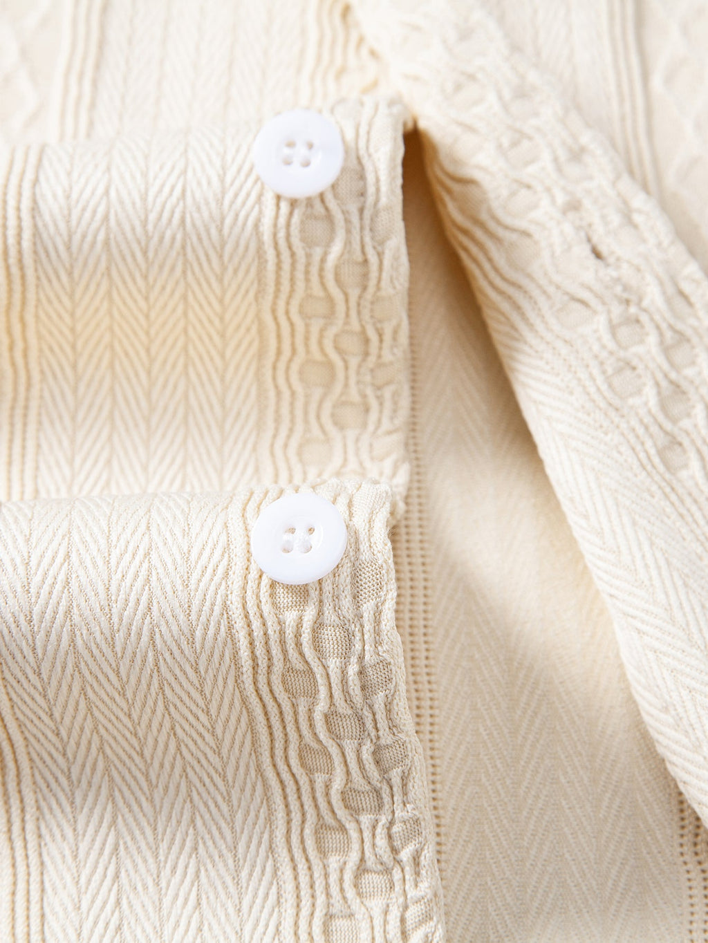 Camisa de botones con estampado jacquard geométrico