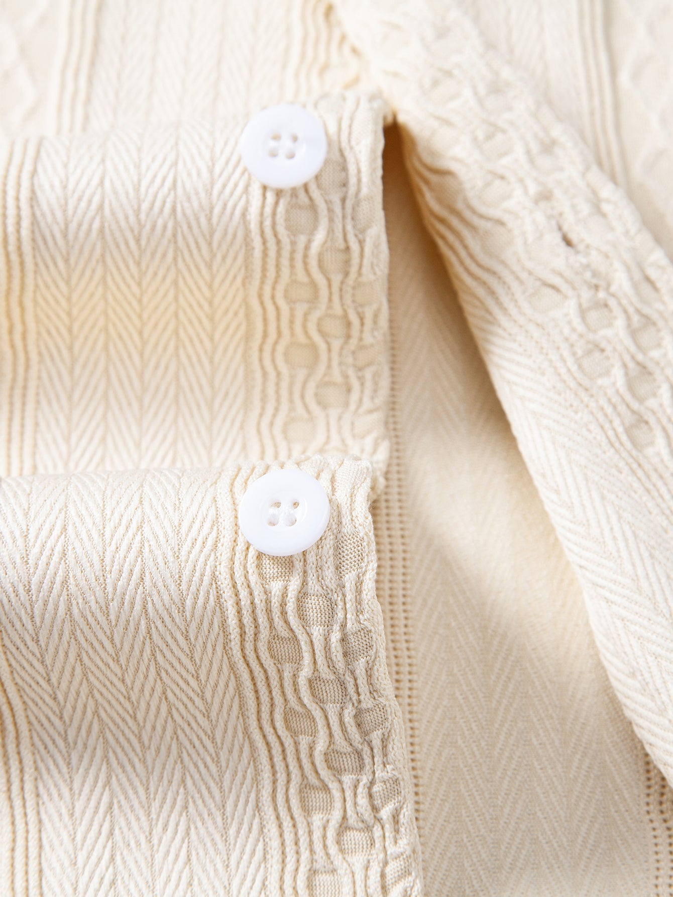 Camisa de botones con estampado jacquard geométrico