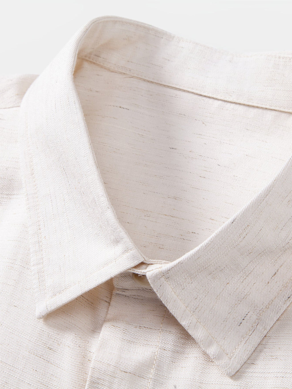Camisa abotonada de mezcla de lino y rayón y pantalones cortos de 5" con cordón y textura arrugada