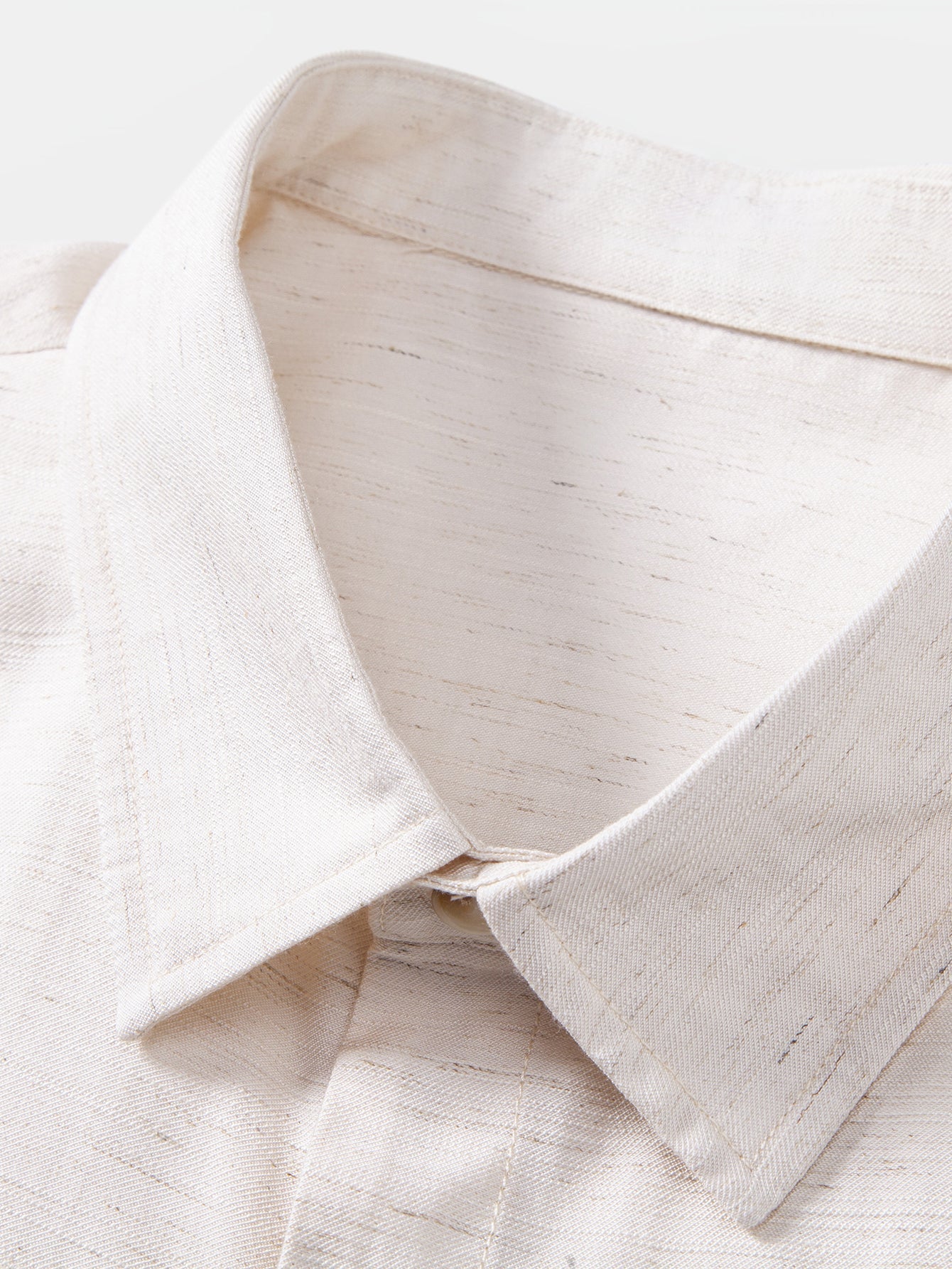 Camisa abotonada de mezcla de lino y rayón y pantalones cortos de 5" con cordón y textura arrugada