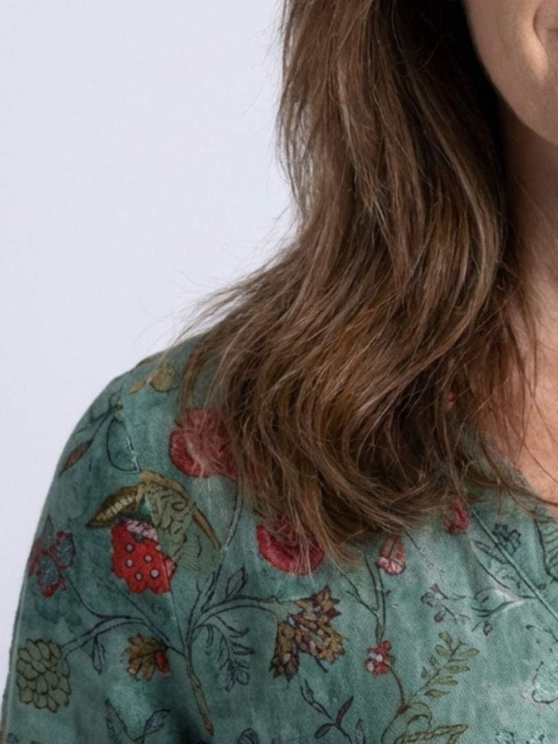 Marina | Vestido Maxi Floral de Manga Tres Cuartos y Escote en V
