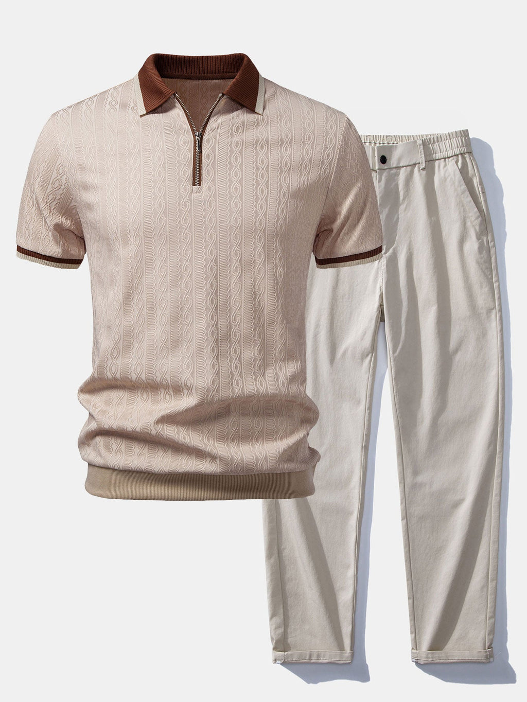 Polo de punto con cremallera texturizada y ribetes en contraste, y pantalones de corte recto con cintura elástica