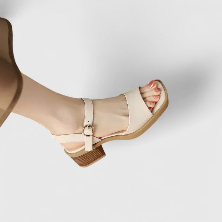 Livia | Sandalias Elegantes
