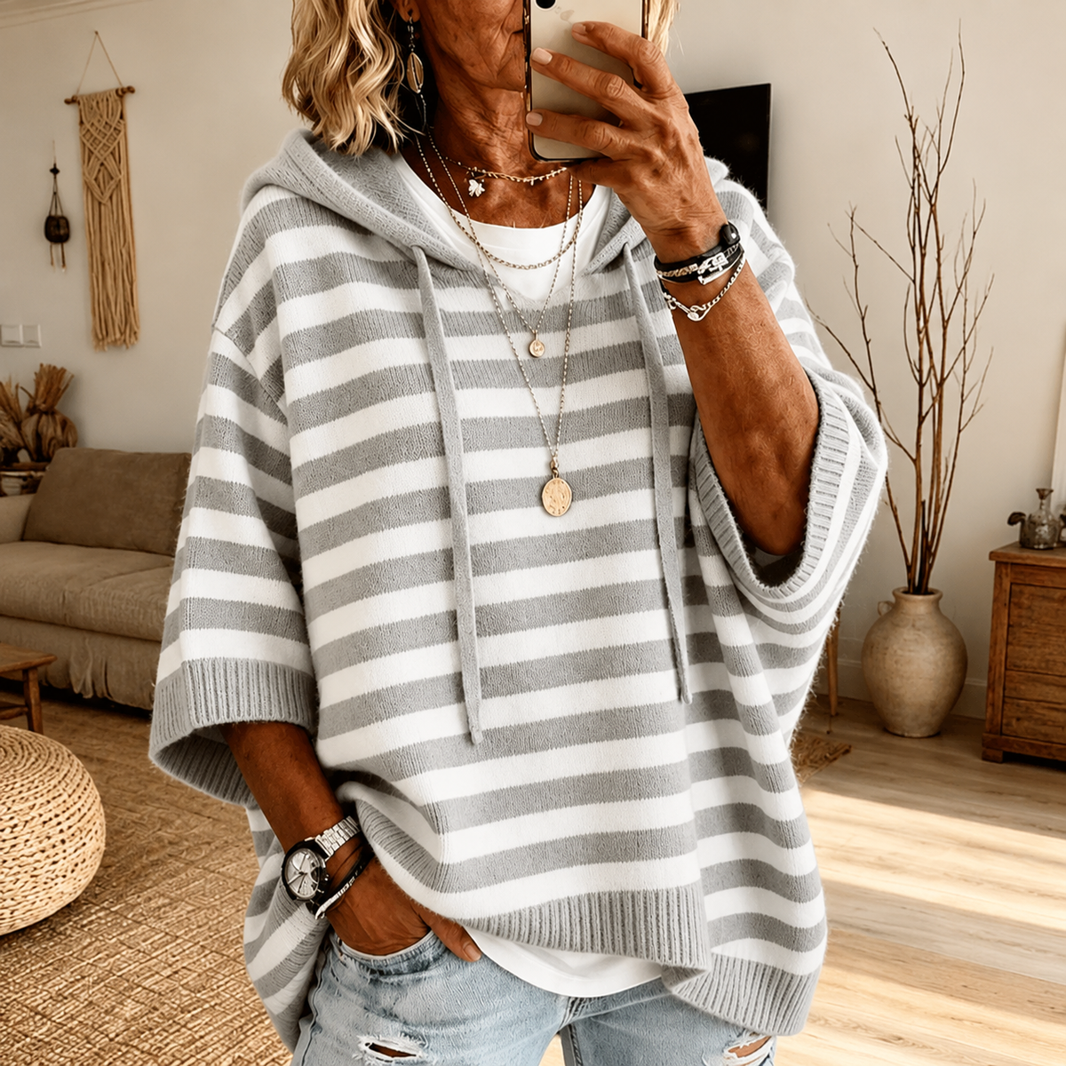 Celine – Jersey Poncho de Rayas Gris