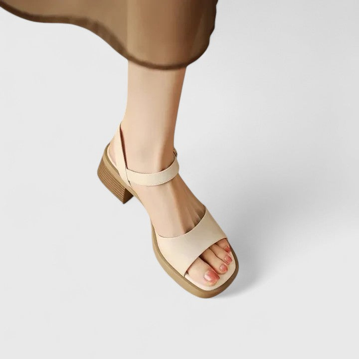 Livia | Sandalias Elegantes