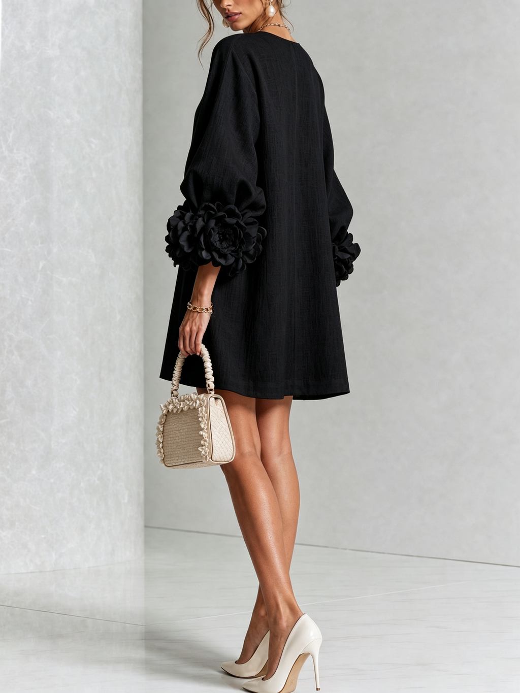 Florence™ | Vestido Mini Floral con Botones y Puños de Nudo de Rosa