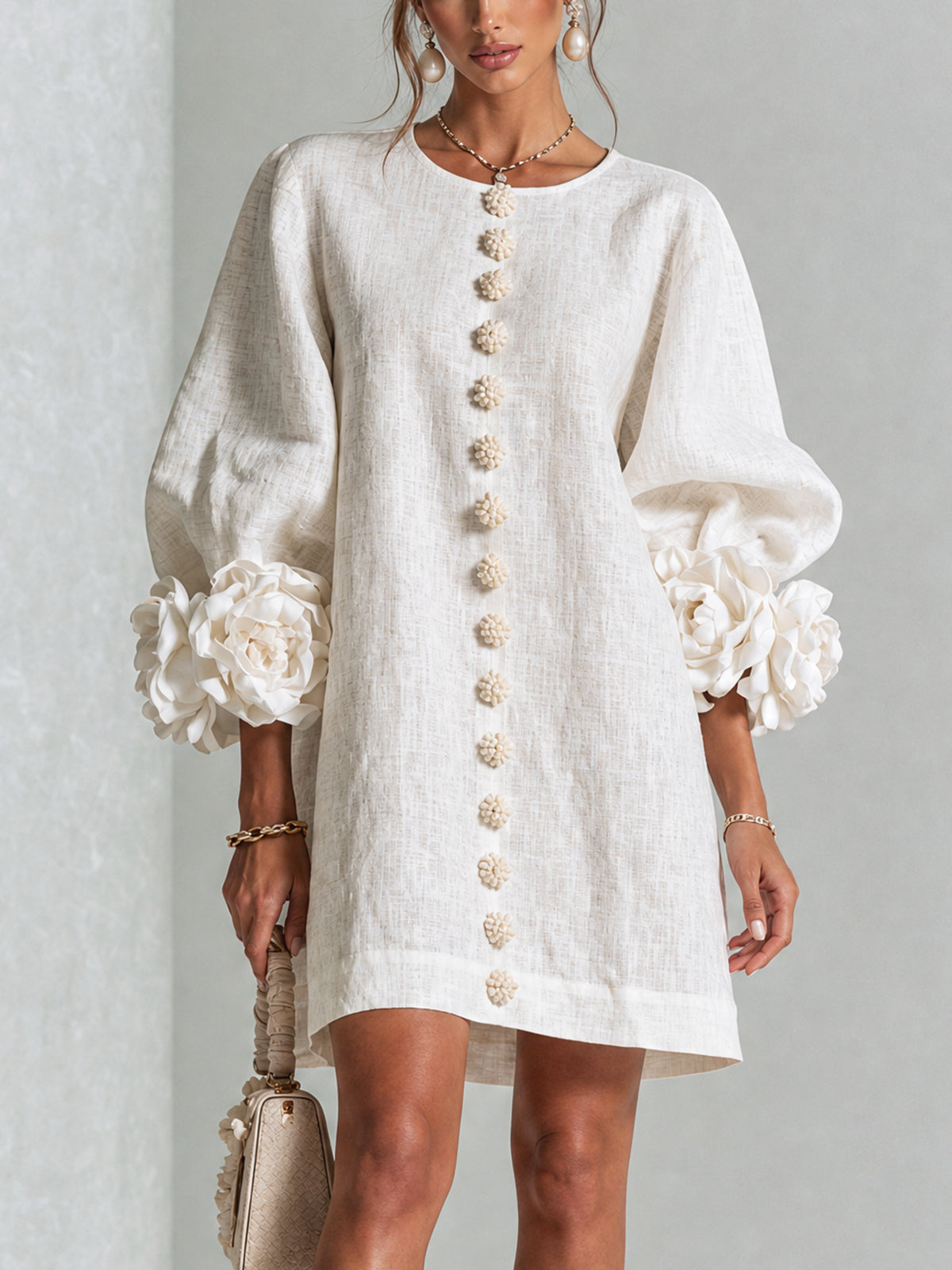 Florence™ | Vestido Mini Floral con Botones y Puños de Nudo de Rosa