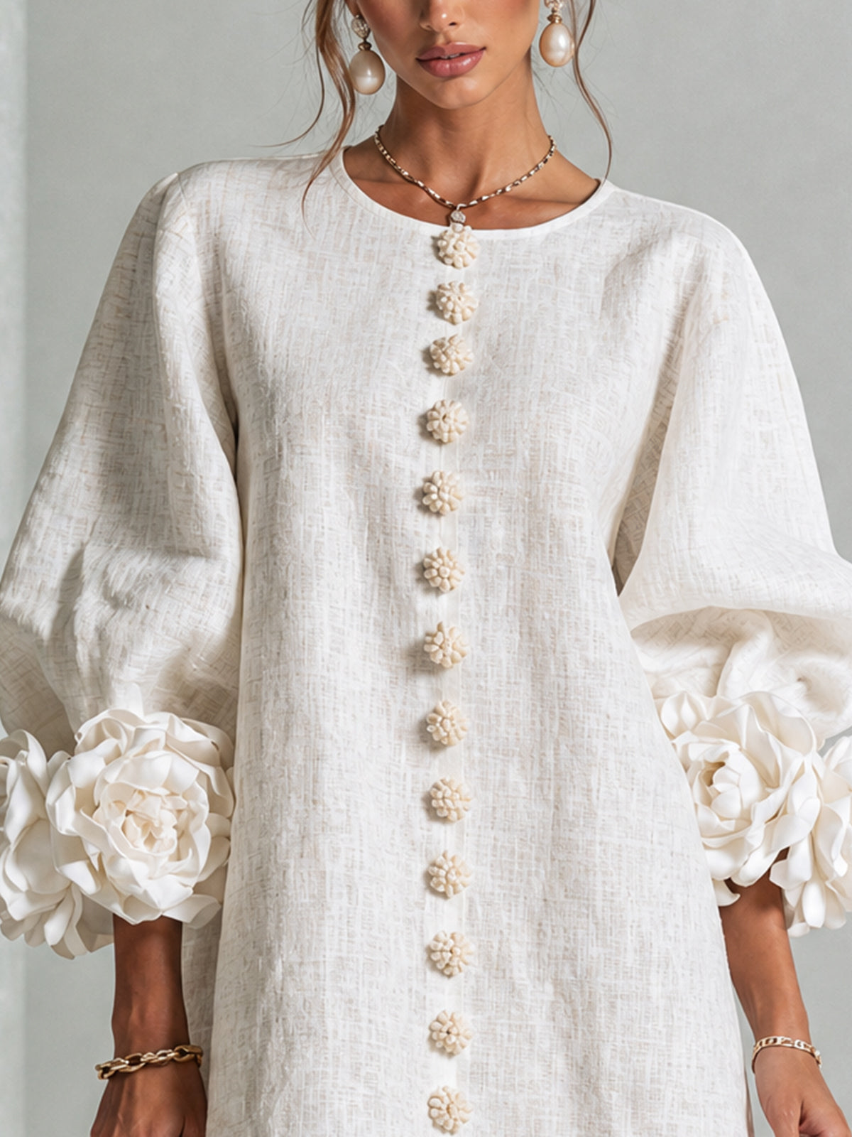 Florence™ | Vestido Mini Floral con Botones y Puños de Nudo de Rosa