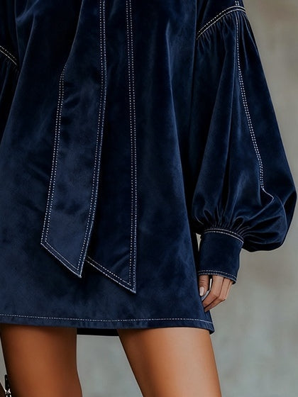 Trinidad | Vestido Mini de Terciopelo con Lazo