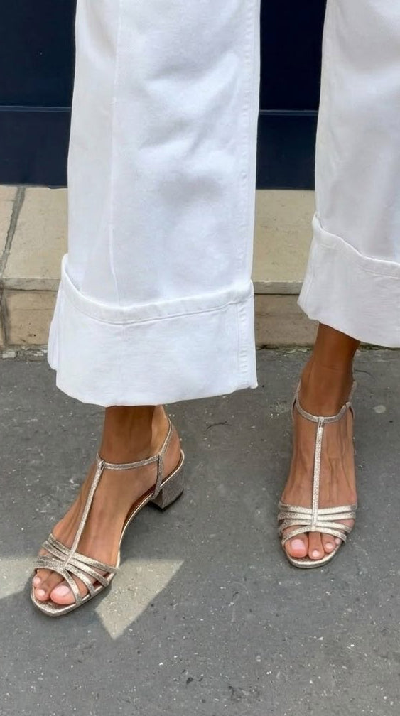 Sandalias Doradas de Tiras Allegra
