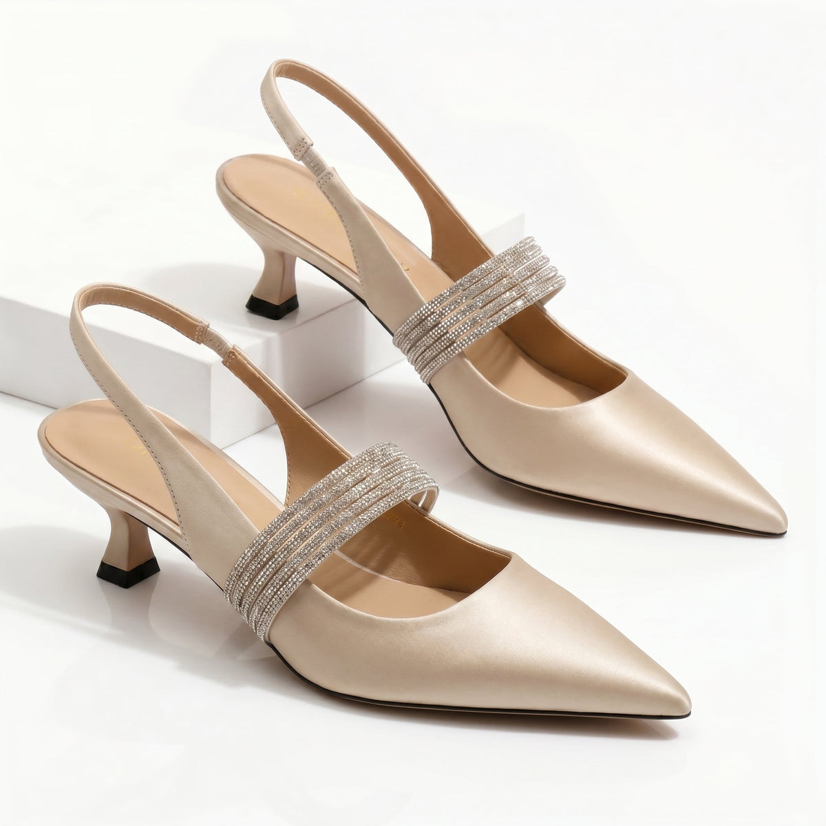 Harlow | Tacón Kitten de Cristal