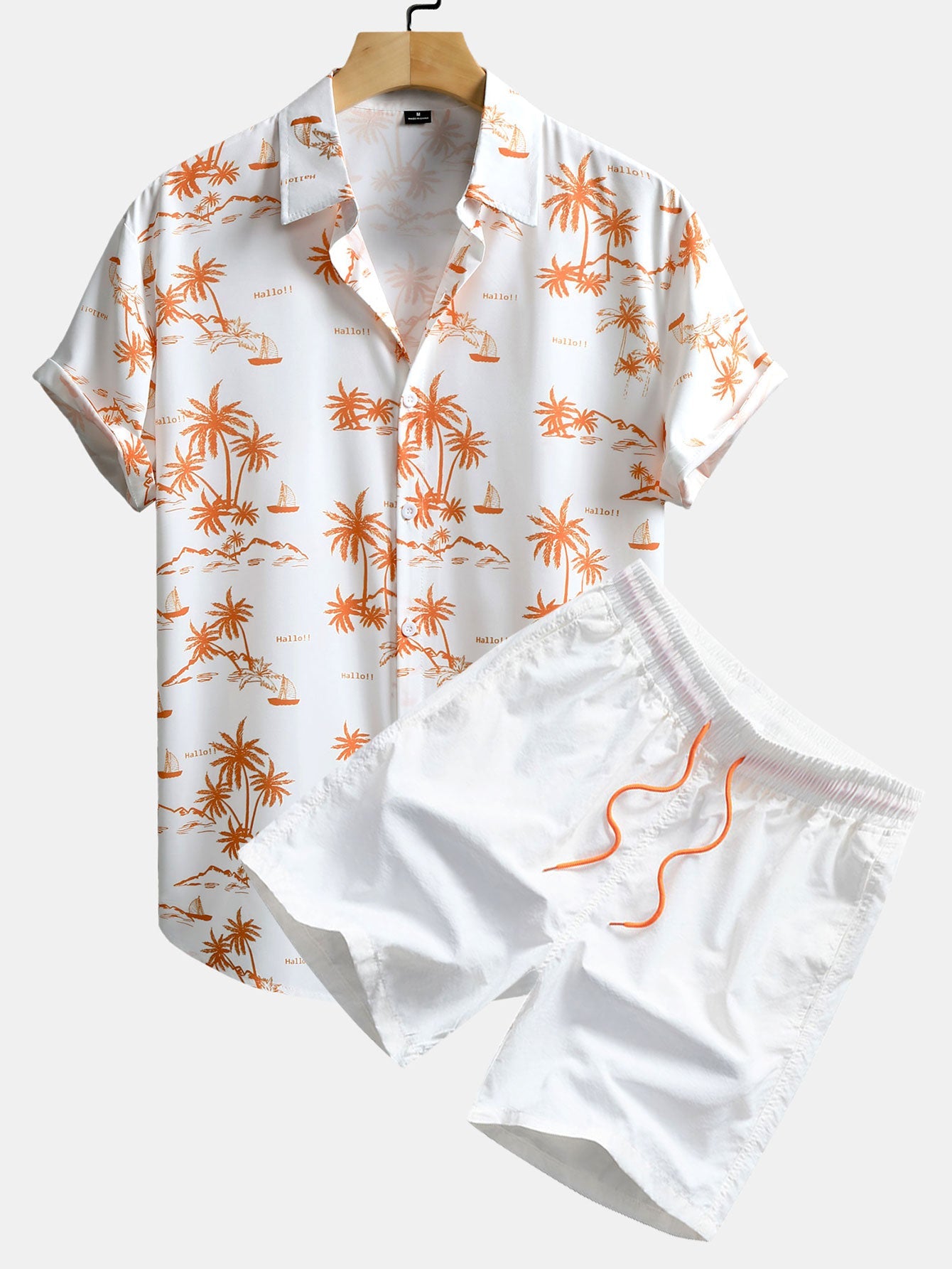 Camisa abotonada con estampado de palmeras y bañador corto