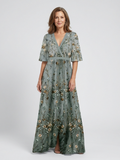 Evadne | Vestido Maxi Floral de Manga Corta y Escote en V