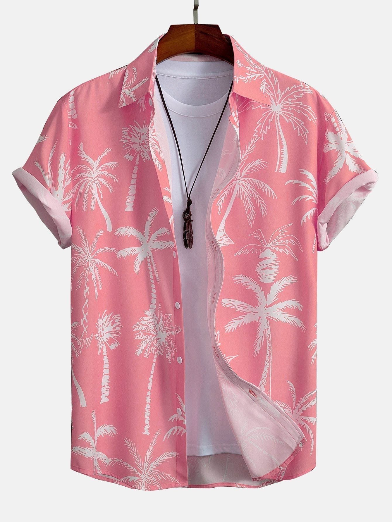 Camisa abotonada con estampado de palmeras y bañador corto