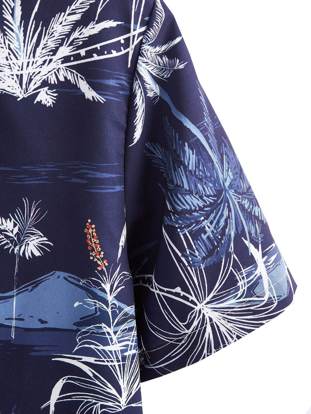 Camisa abotonada con estampado de palmeras y bañador corto