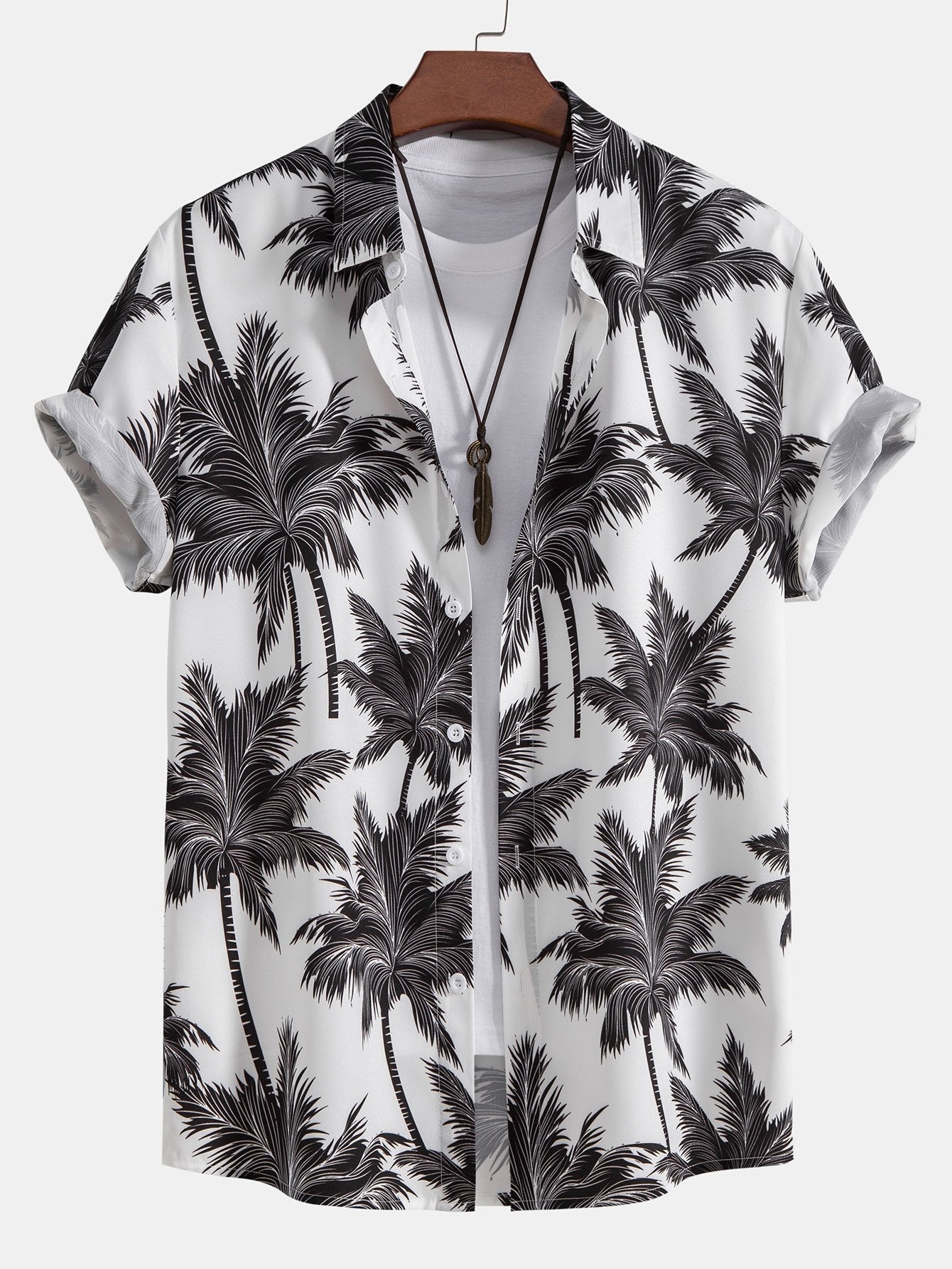 Camisa abotonada con estampado de palmeras y bañador corto