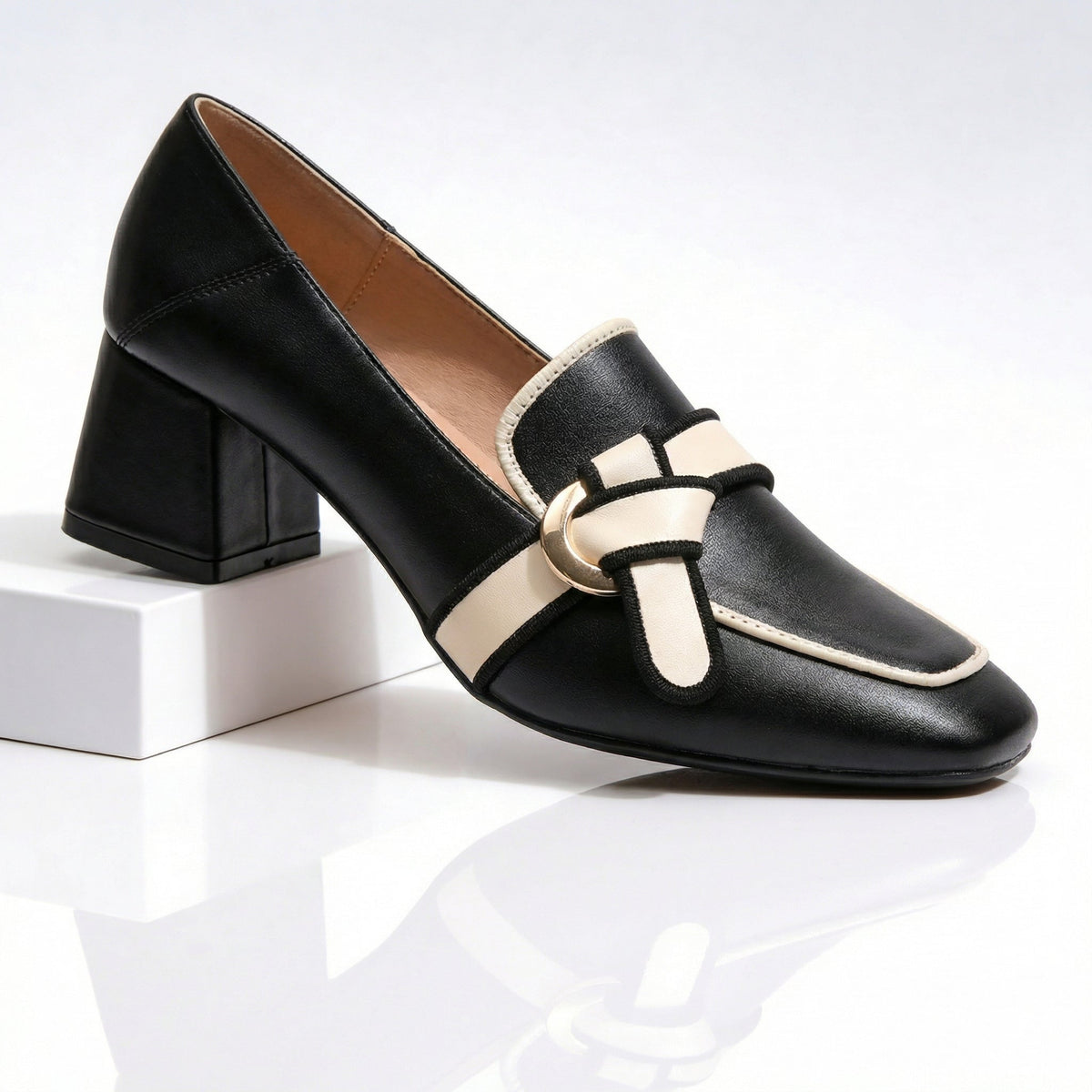 Livia | Mocasines con Contorno