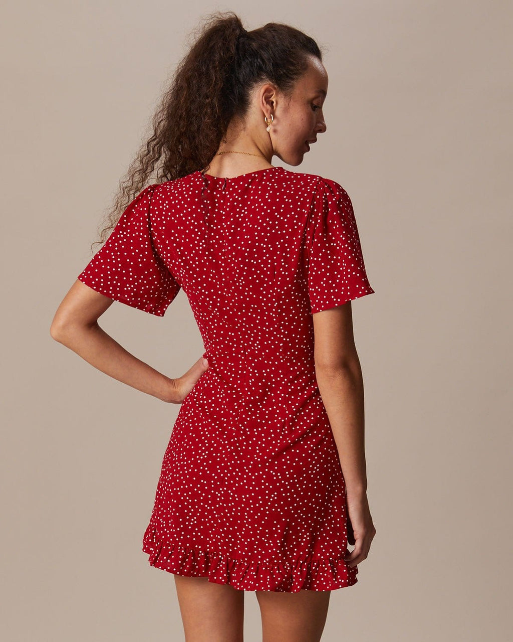 Vestido Mini Rojo Cuello V Lunares Volante