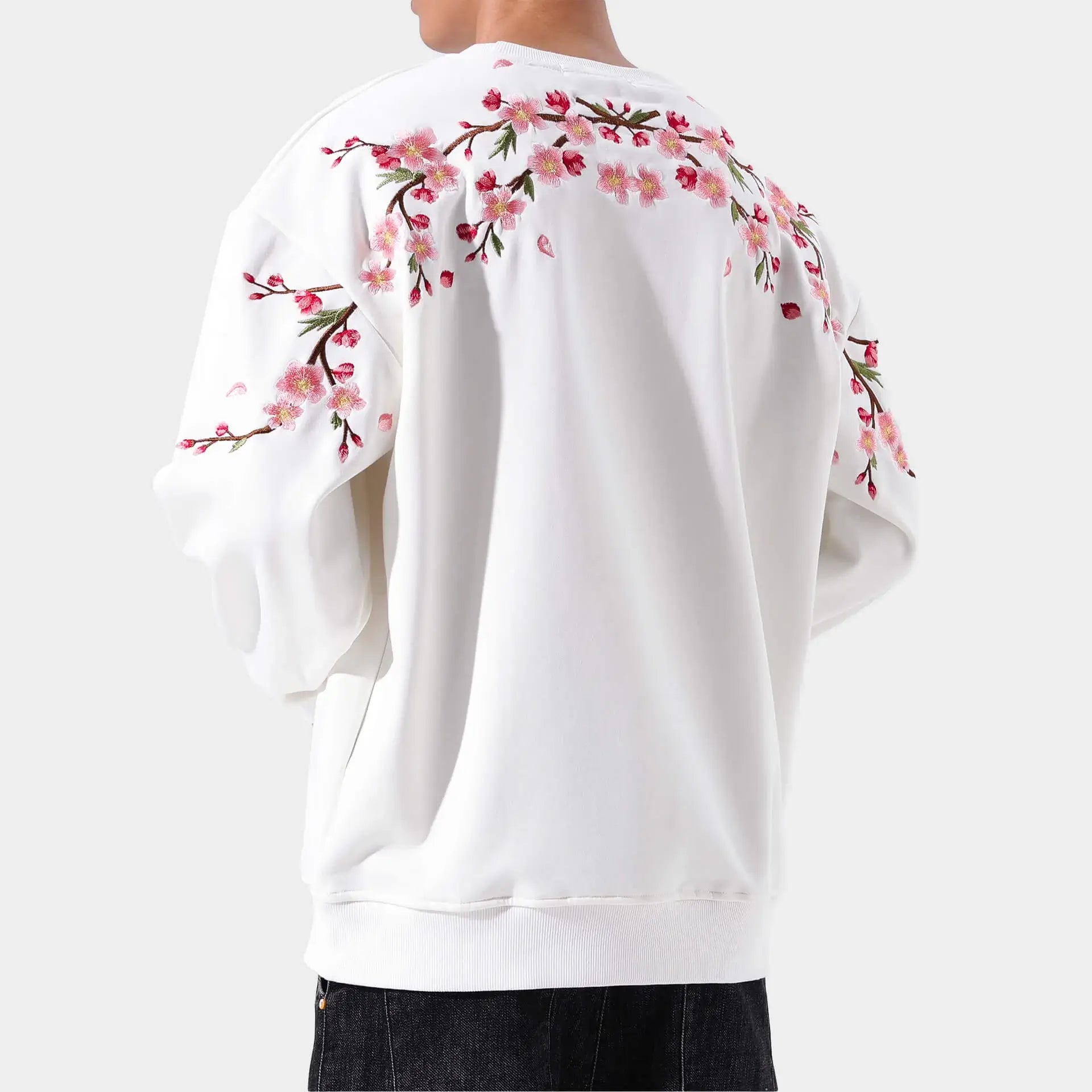 Sudadera bordada con motivos de sakura