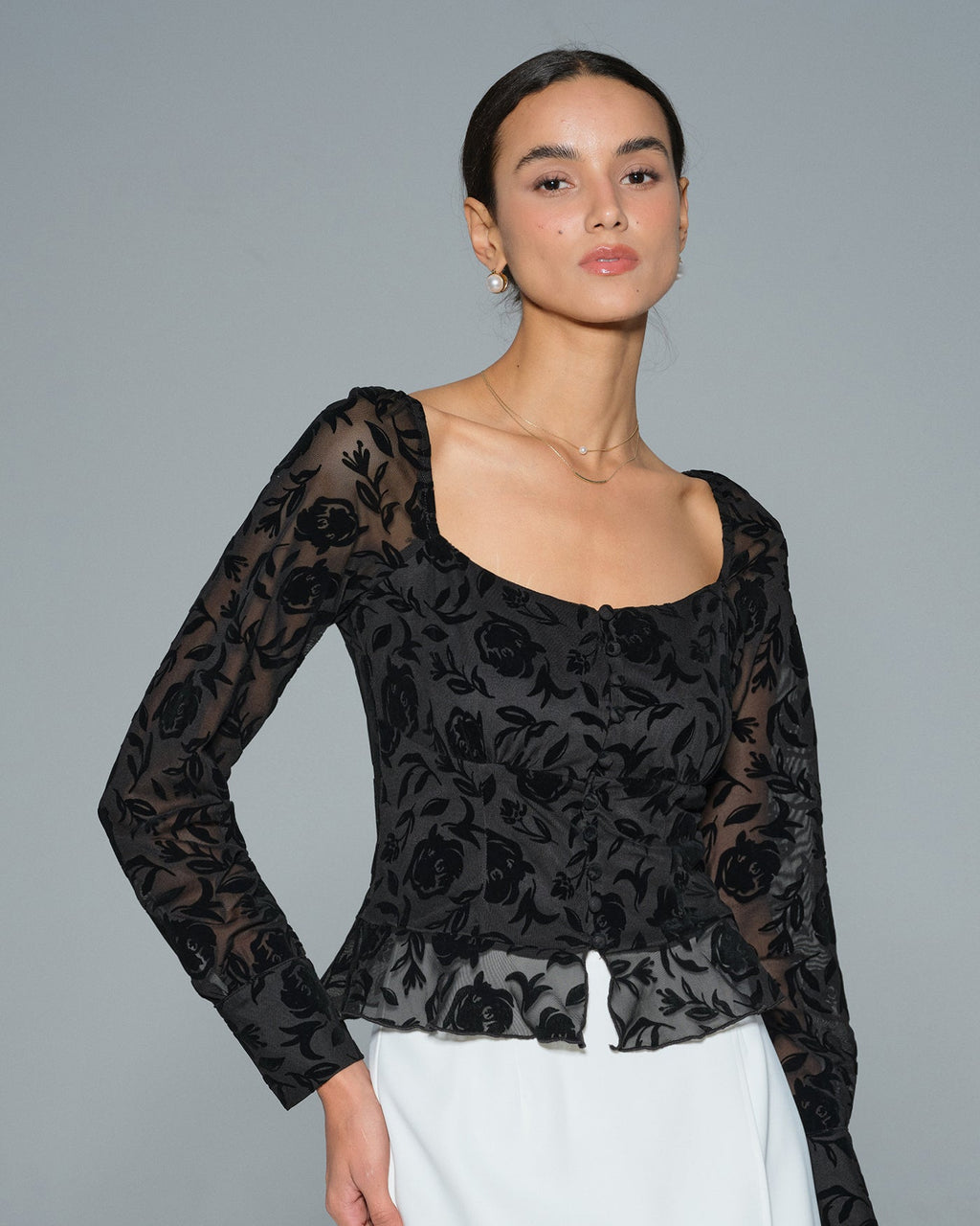 Blusa Negra Cuello Cuadrado