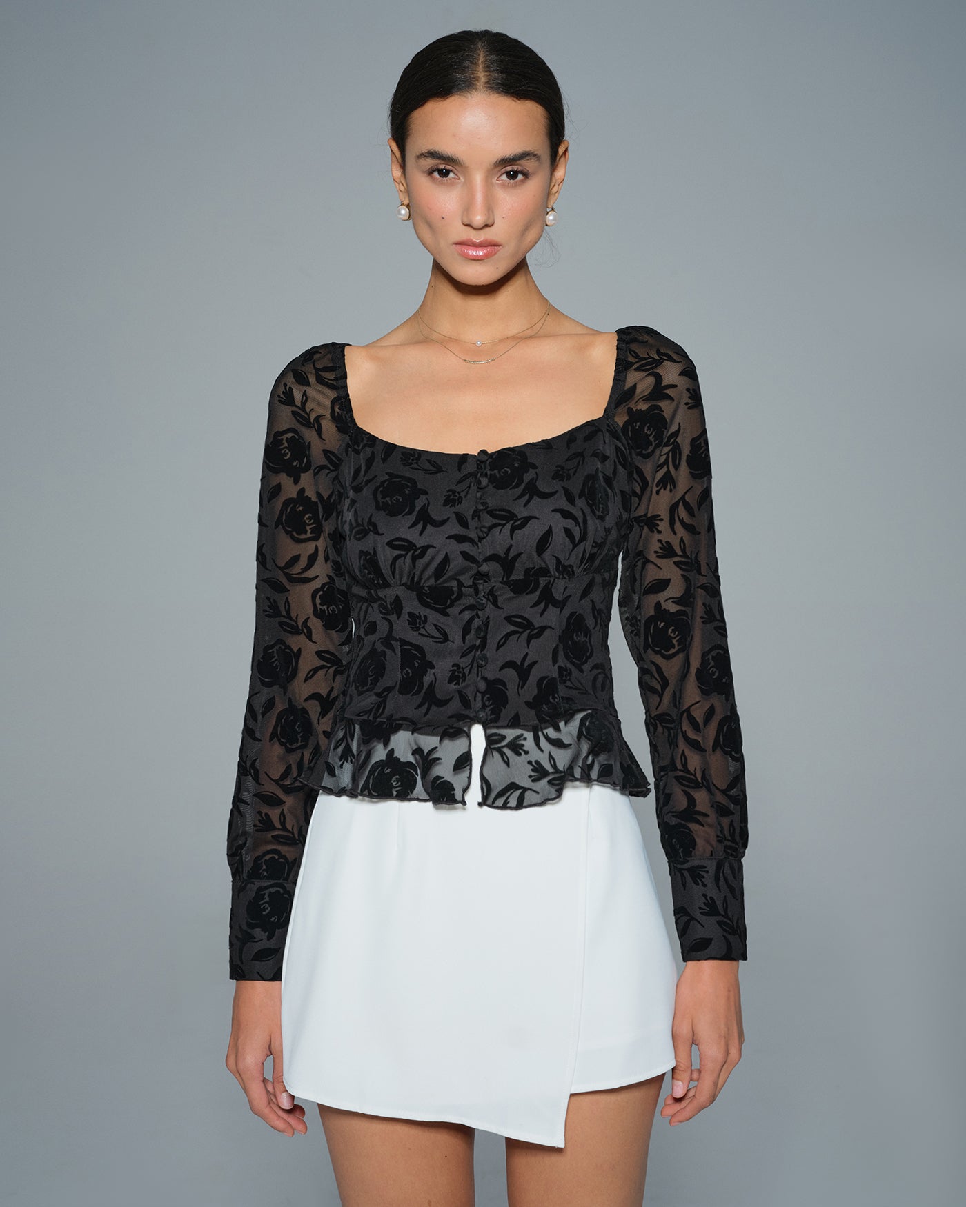 Blusa Negra Cuello Cuadrado