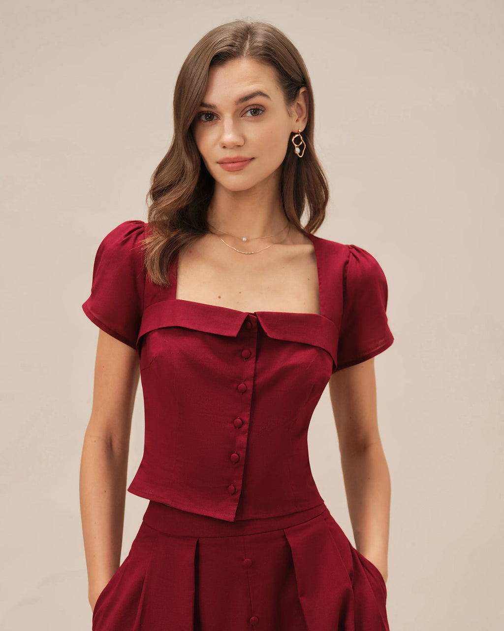Blusa Roja Cuello Cuadrado Cruce en X Con Lazo