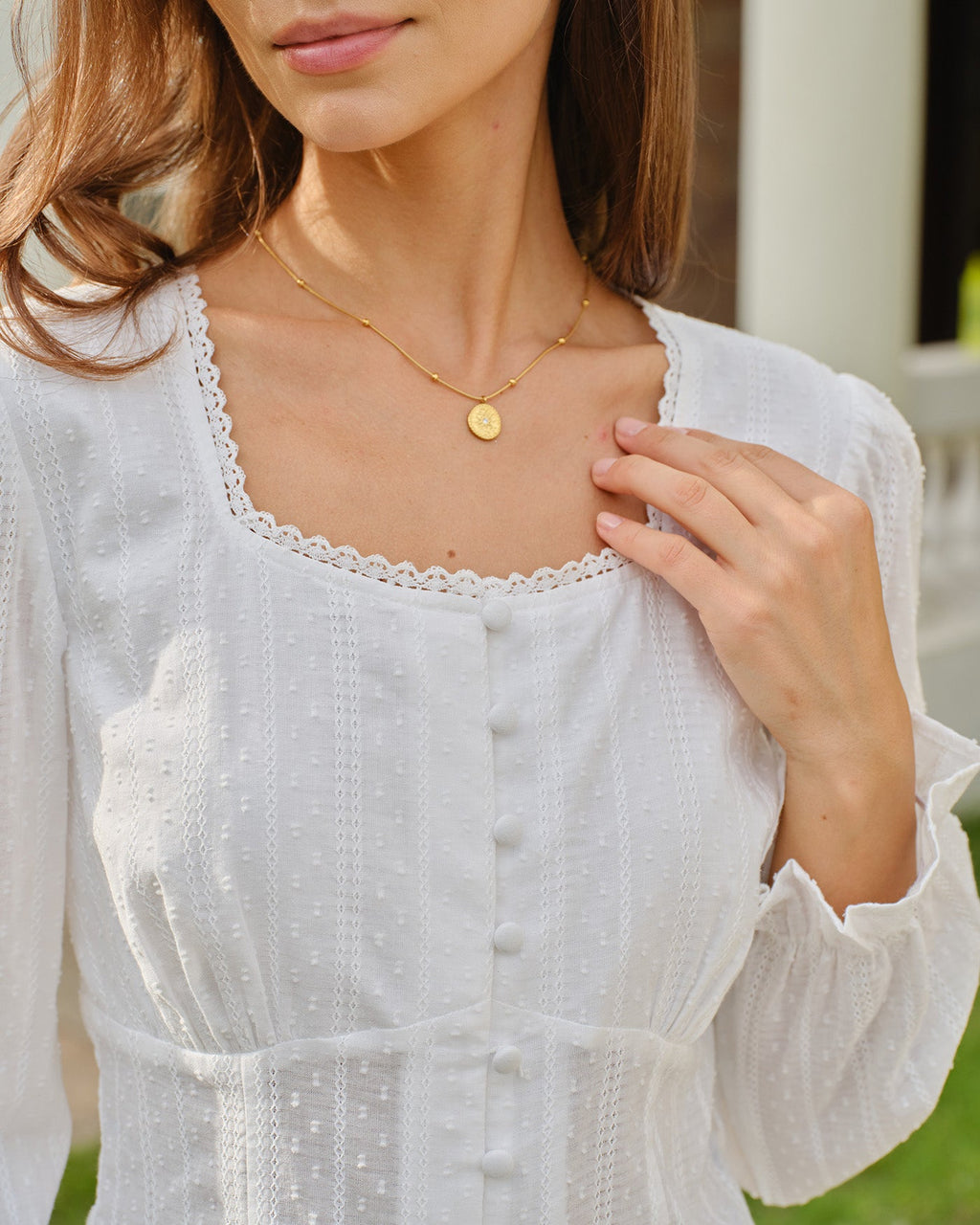 Blusa Blanca Cuello Cuadrado Texturizado