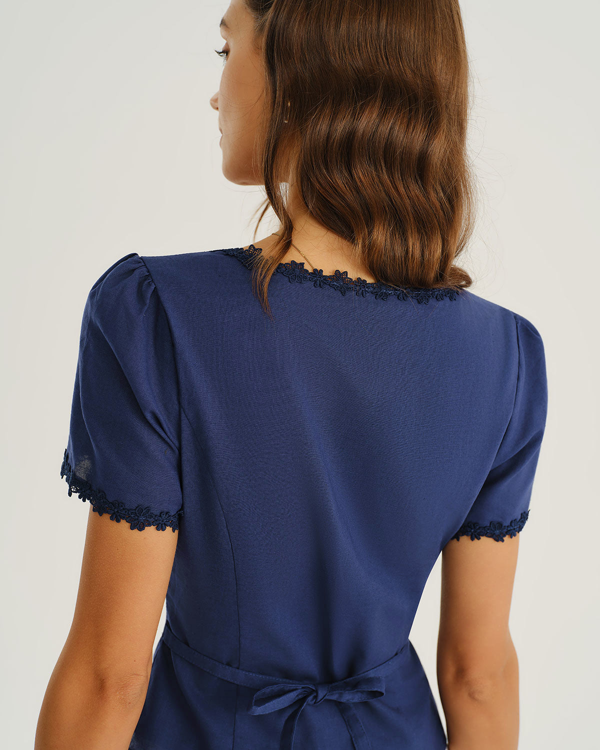Blusa Azul Marino Cuello Cuadrado Botones