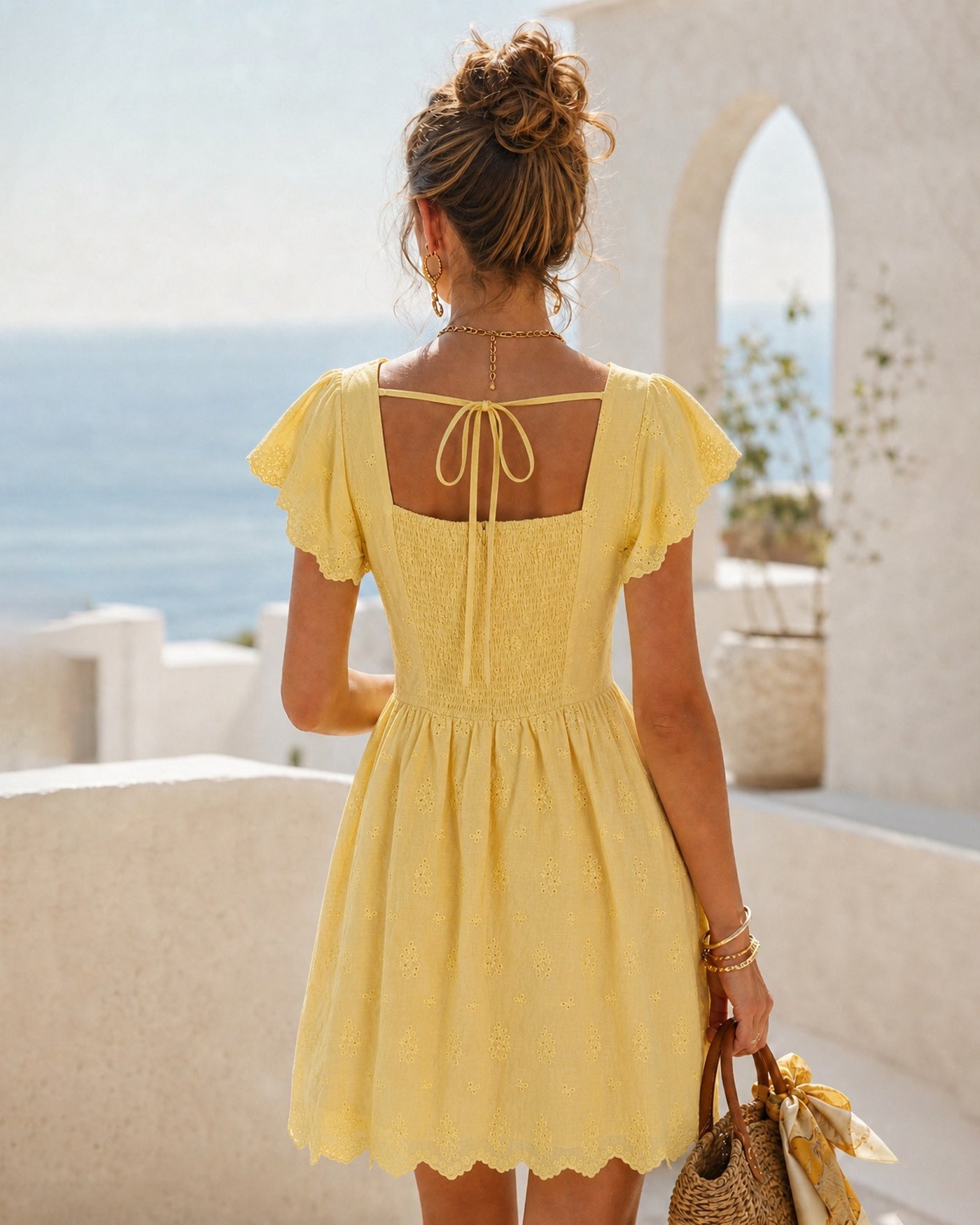 Vestido Mini Amarillo Cuello Cuadrado Con Lazo Botones